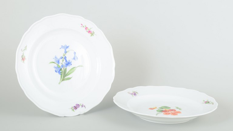 Meissen
To middagstallerkener, ca. 1930’erne.