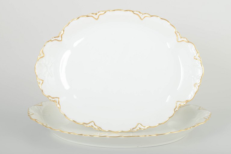Haviland, Frankrig
2 ovale fade, 1940’erne.