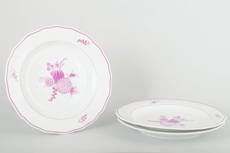 Meissen, Tyskland
3 middagstallerkener, 1930’erne.