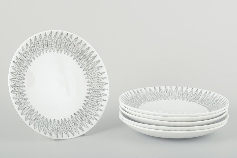 Stig Lindberg for Gustavsberg
Seks kagetallerkener ‘Salix’, midten af 1900-tallet.