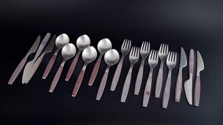 Henning Koppel for Georg Jensen, Strata bestiksæt til 6 personer.