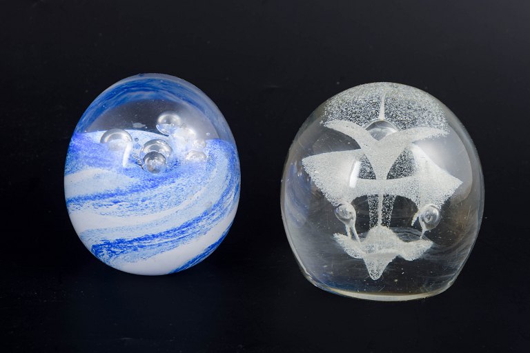 Åhus and others, paperweights.