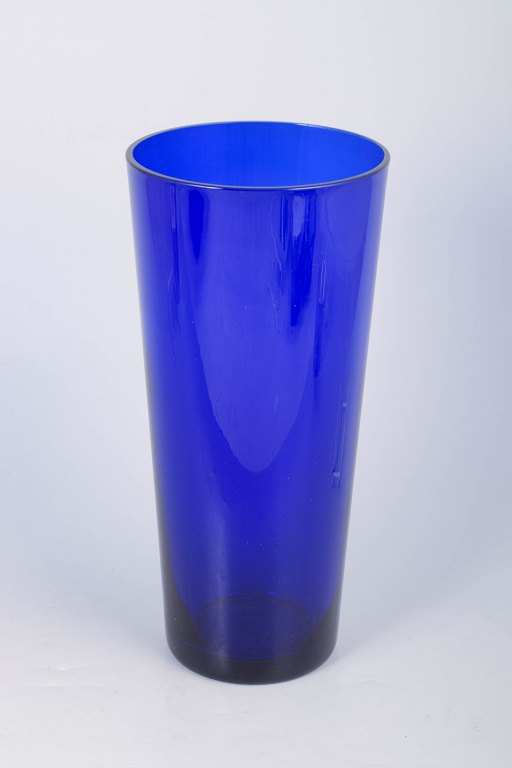 Skandinavisk kunstglas vase.