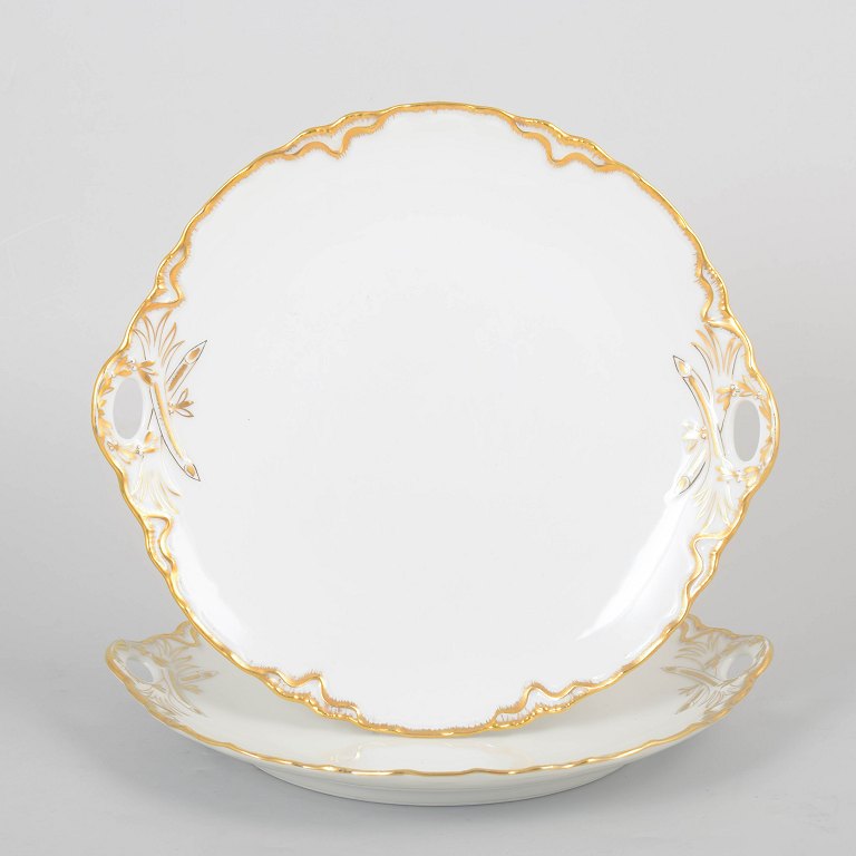 Haviland & Co Limoges, to serveringsfade med hanke.