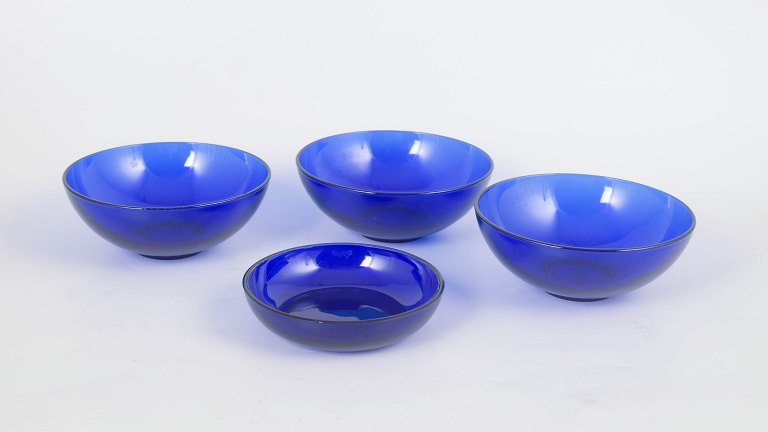 Monica Bratt for Reijmyre, sæt af fire kunstglasskåle.