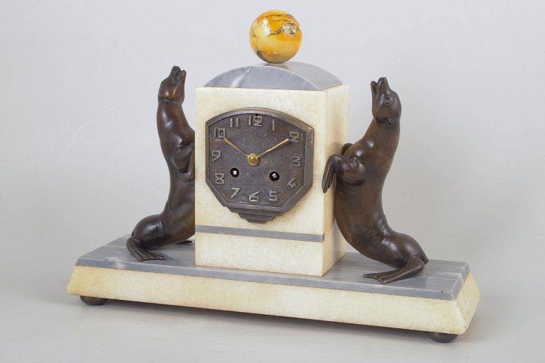 Louis Albert Carvin for F. Pellissier, art deco alabastur.