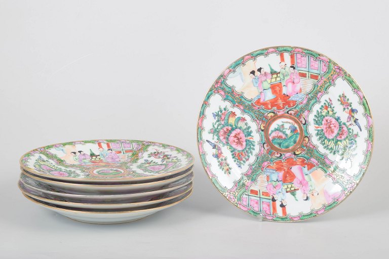 Kinesisk Qing-dynasti porcelæn, sæt af seks tallerkener.