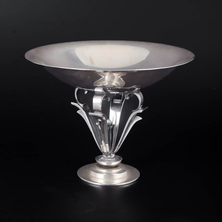 Harald Nielsen for Georg Jensen, sterling silver compote model 688.