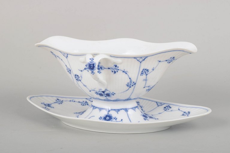 Royal Copenhagen Musselmalet Riflet, sauceskål.