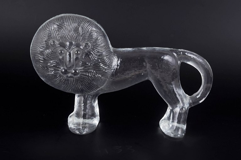 Lisa Larson for Royal Krona, løveskulptur i kunstglas.