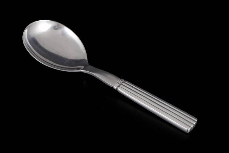 Georg Jensen Bernadotte, serveringsske.