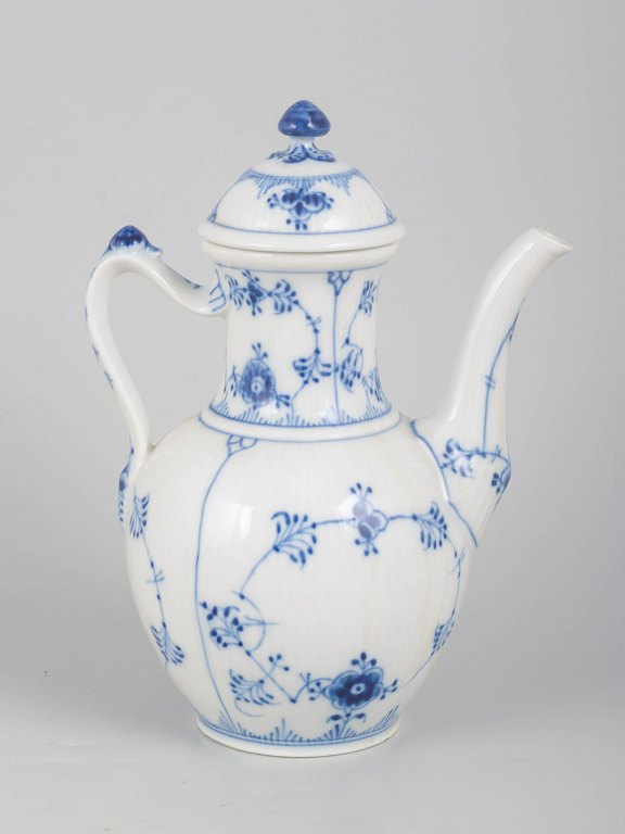 Royal Copenhagen Musselmalet Riflet, kaffekande.