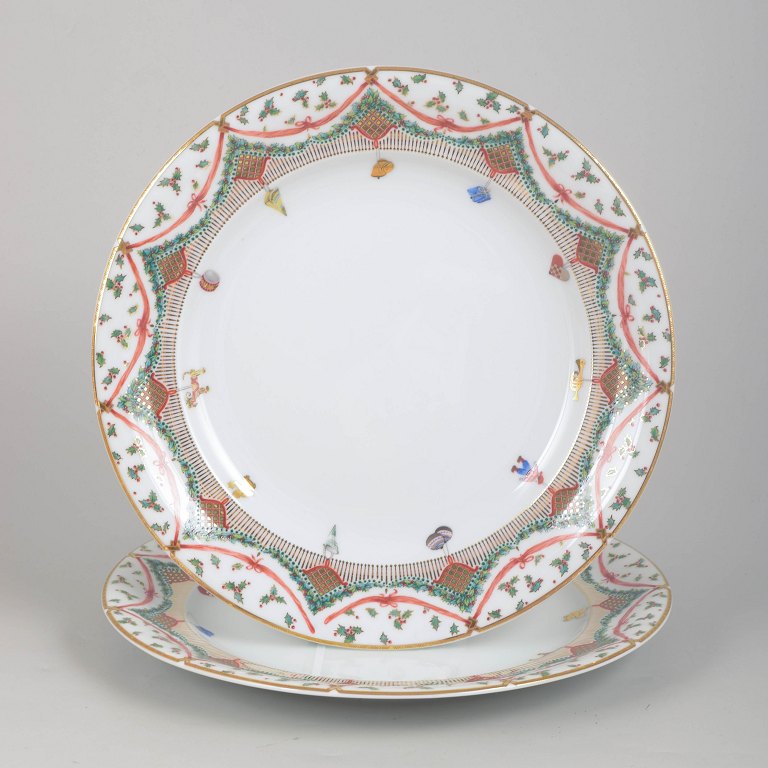 Royal Copenhagen Christmas Joy, pair of dinner plates.