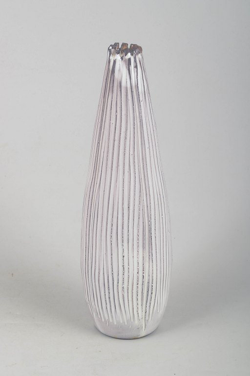 Vicke Lindstrand for Upsala-Ekeby, model 3014 vase.