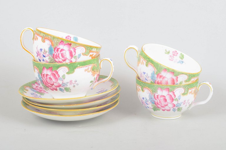 Royal Doulton "Temple Garden", sæt med fire tekopper og underkopper.